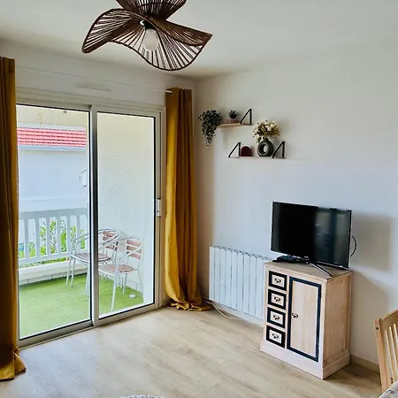 Lumineux A 160m De La - 6 Pers. - Fr-1-319-630 Apartment